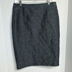 ANN TAYLOR Lace Overlay Slim Skirt Blue Gray size 6 EUC